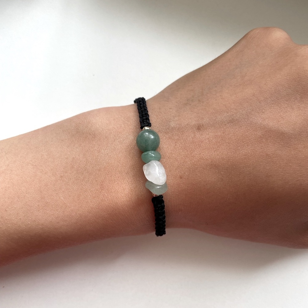 Handmade bracelet with green zodiac stone